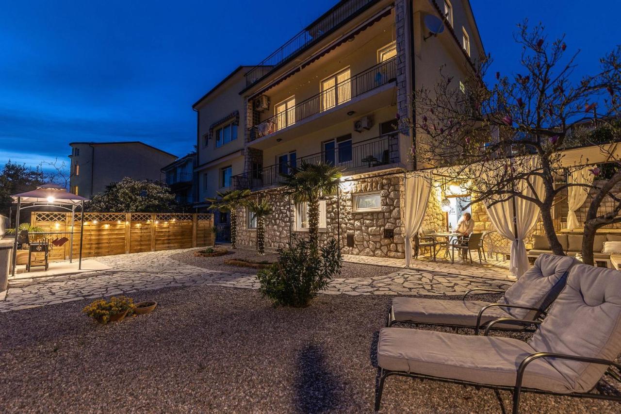 Apartment Levante Crikvenica Bagian luar foto