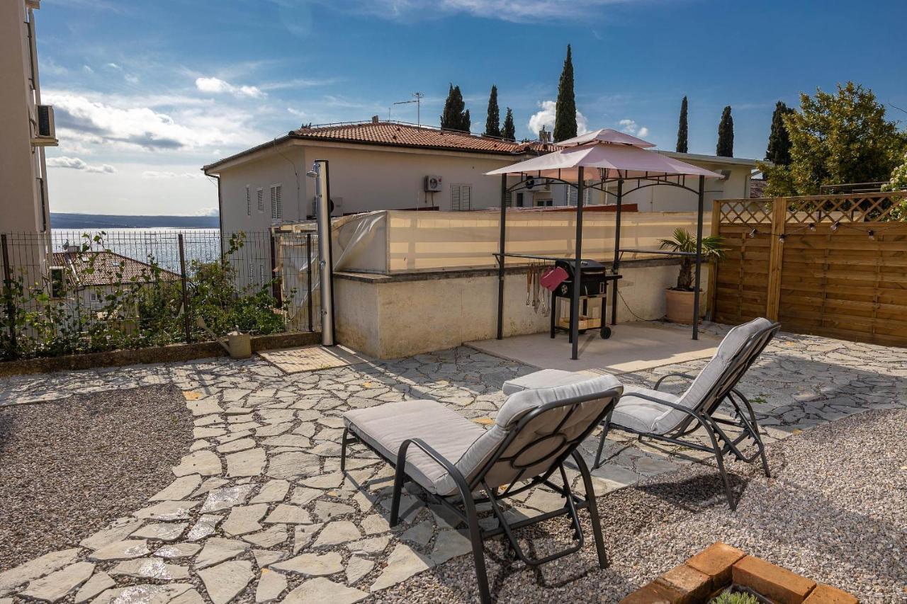 Apartment Levante Crikvenica Bagian luar foto