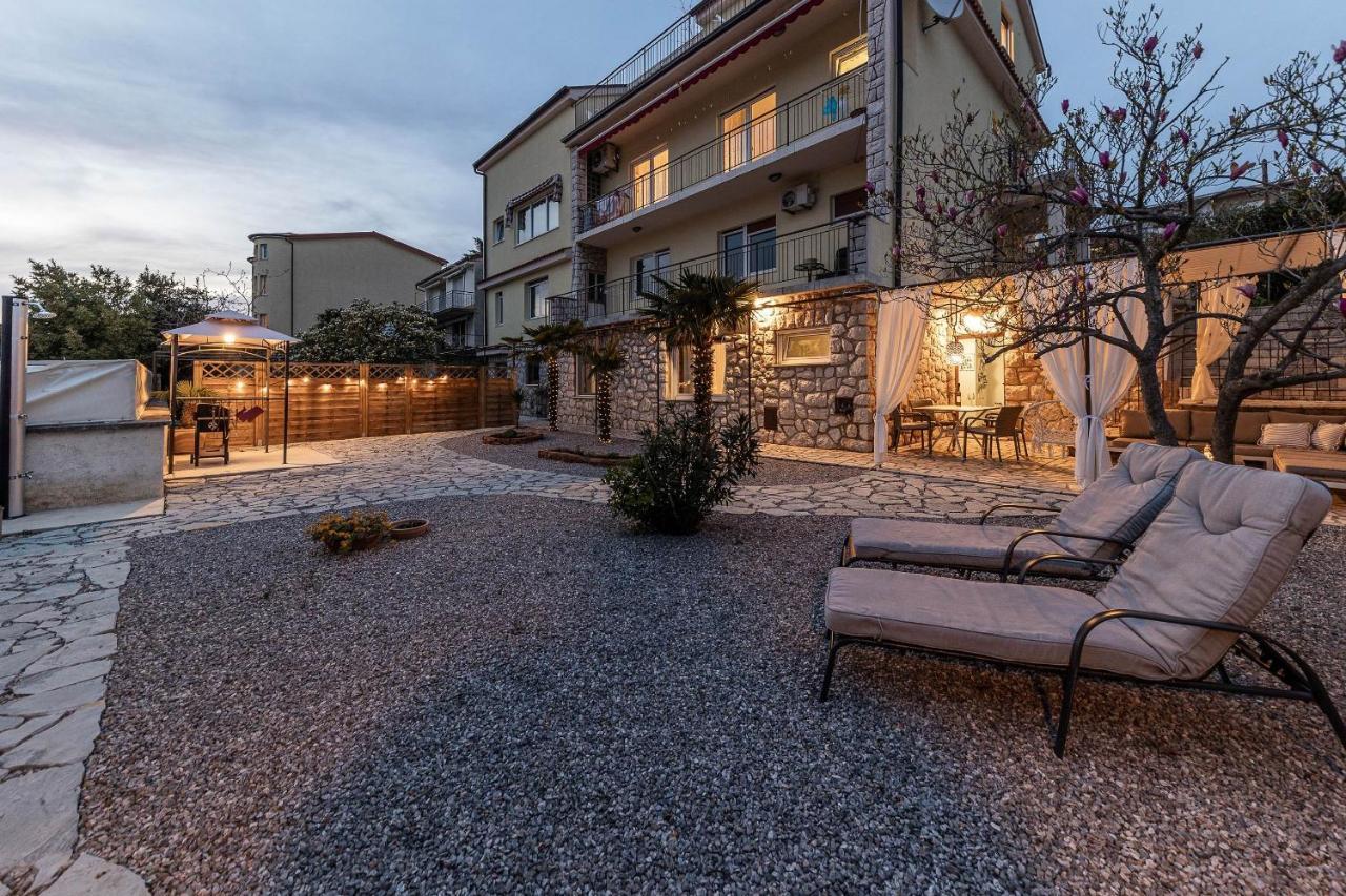 Apartment Levante Crikvenica Bagian luar foto