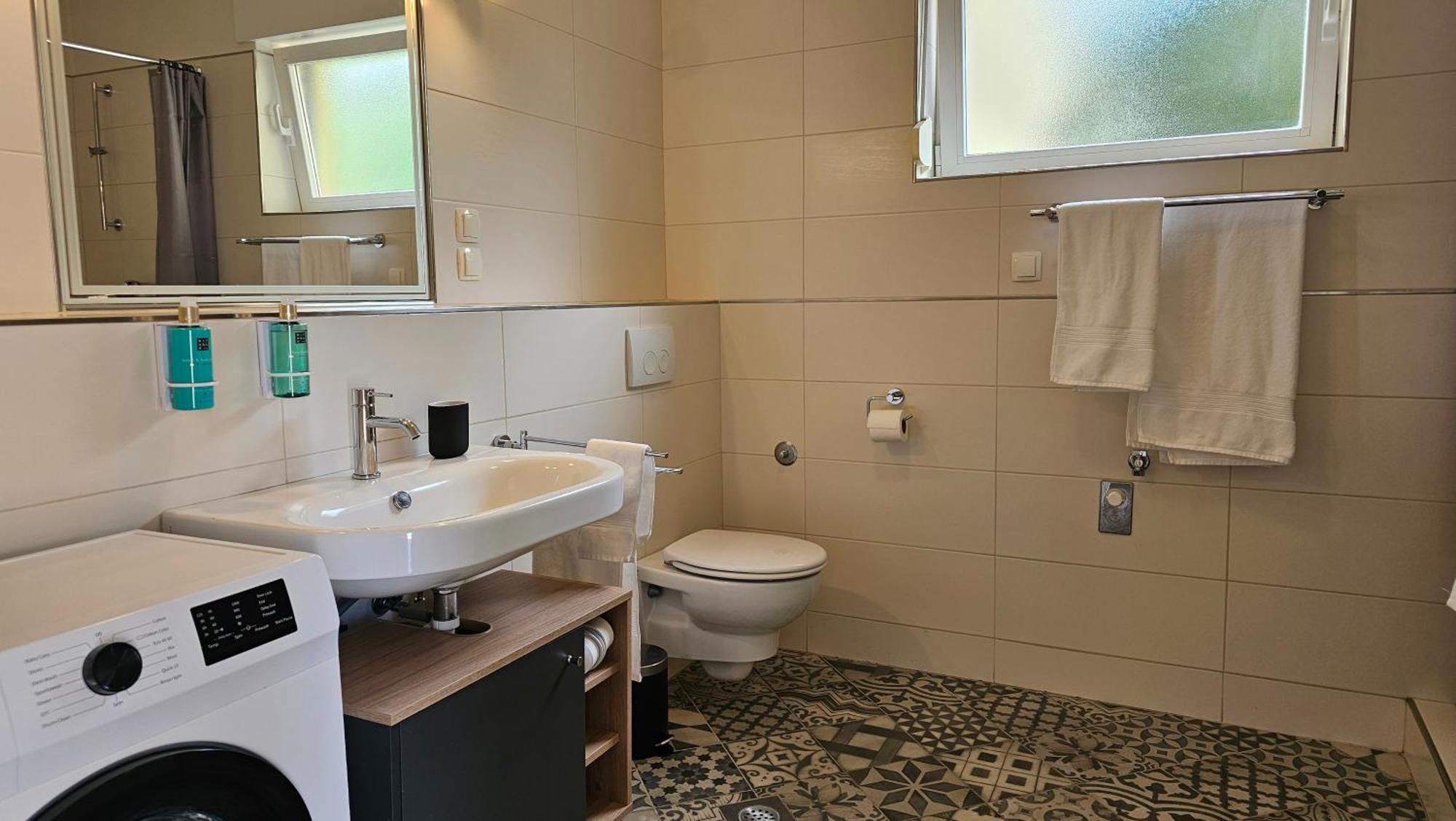 Apartment Levante Crikvenica Bagian luar foto